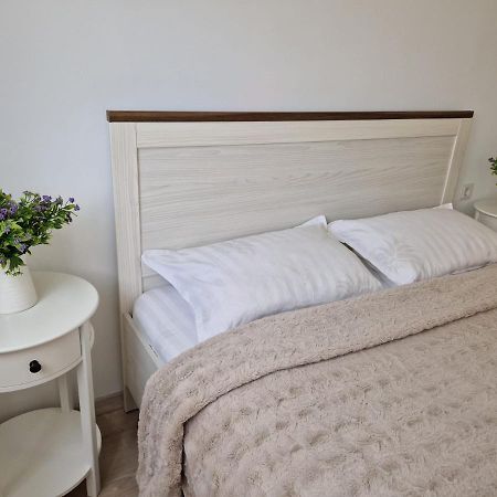 San Casa Apartment Sebes  Luaran gambar