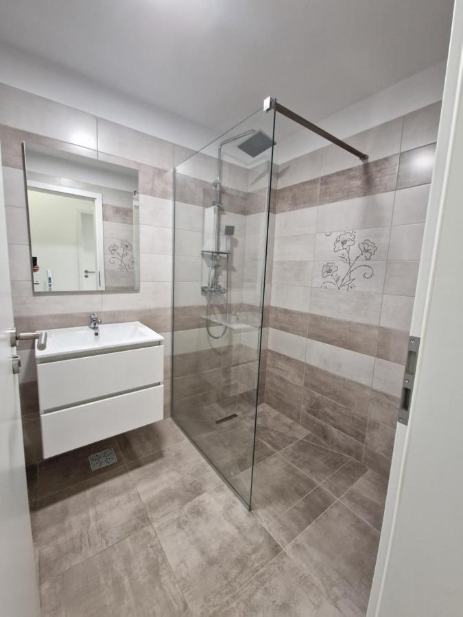 San Casa Apartment Sebes  Luaran gambar