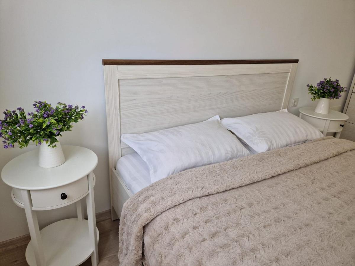 San Casa Apartment Sebes  Luaran gambar